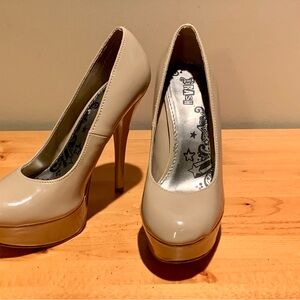 nude platform pumps, size 6